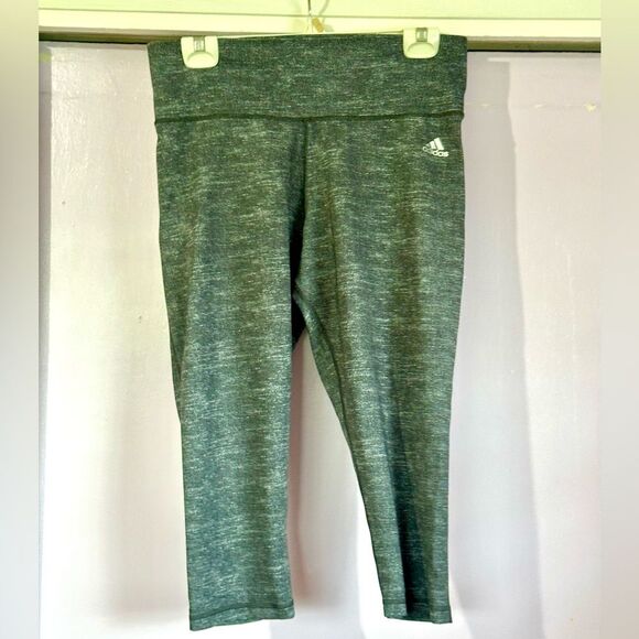Women’s Adidas Climalite Cropped Leggings Sz L Charcoal Grey - Picture 1 of 3